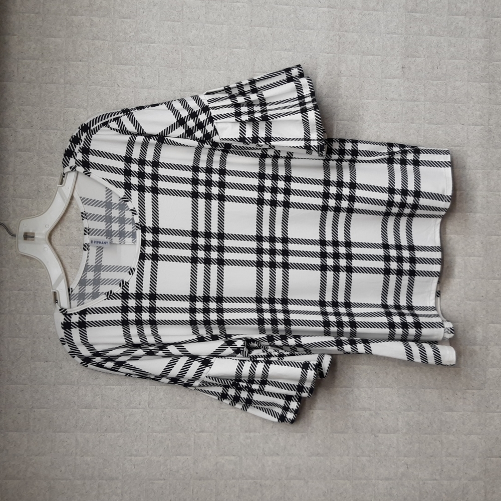 Piphany Black and White Plaid Bell Sleeve Blouse